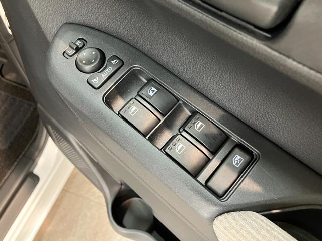 ムーヴＸ　９型ディスプレイオーディオ　Ｂカメラ　左側電動スライド衝突被害軽減ブレーキ　コーナーセンサー　９型ディスプレイオーディオ　フルセグ　バックカメラ　Ｂｌｕｅｔｏｏｔｈ　ＵＳＢ　左側電動スライドドア　ＬＥＤ　ワイヤレス充電器　スマートキー　エコアイドル（滋賀県）の中古車