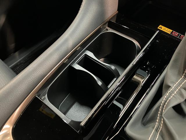 アルファードZ 14型ナビ Pカメラ モデリスタ トヨタチームメイトTSS 14型フルセグナビ パノラマカメラ Bluetooth USB 両側電動スライイド パワーバックドア アドバンストドライブ&パーク シートヒーター&エアコン ハンドルヒーター(滋賀県)の中古車