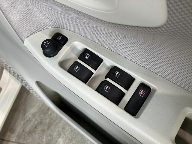 ムーヴL SAIII CDステレオ ETC キーレス 車検整備付衝突被害軽減ブレーキ CDステレオ ETC マニュアルレベリング マニュアルエアコン キーレスエントリー 電動格納式ミラー エコアイドル(滋賀県)の中古車