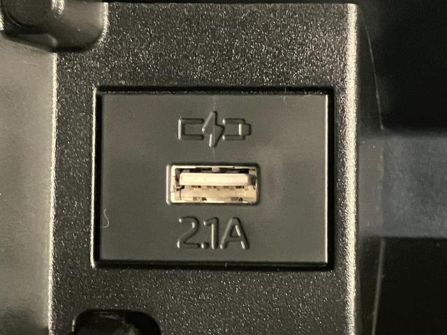 タントカスタムＸ　９型ディスプレイオーディオ　届出済未使用車衝突被害軽減ブレーキ　コーナーセンサー　９型ディスプレイオーディオ　フルセグ　Ｂｌｕｅｔｏｏｔｈ　ＵＳＢ　バックカメラ　両側電動スライドドア　前席シートヒーター　ＬＥＤ　スマートキー　エコアイドル（滋賀県）の中古車