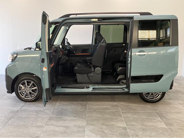 タントファンクロス　９型ディスプレイオーディオ　届出済未使用車衝突被害軽減ブレーキ　コーナーセンサー　９型ディスプレイオーディオ　フルセグ　Ｂｌｕｅｔｏｏｔｈ　ＵＳＢ　バックカメラ　両側電動スライドドア　前席シートヒーター　ＬＥＤ　スマートキー　エコアイドル（滋賀県）の中古車