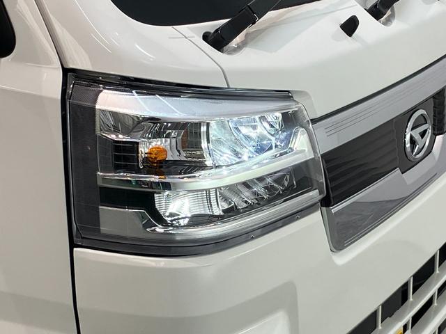 ハイゼットトラックジャンボエクストラ　４ＷＤ　ＣＶＴ　届出済未使用車衝突被害軽減ブレーキ　スマアシ　コーナーセンサー　ＬＥＤヘッドライト　オートライト　スマートキー　パワーウインドウ　電動格納式ミラー　４ＷＤ　デフロック　荷台作業灯　届出済未使用車（滋賀県）の中古車