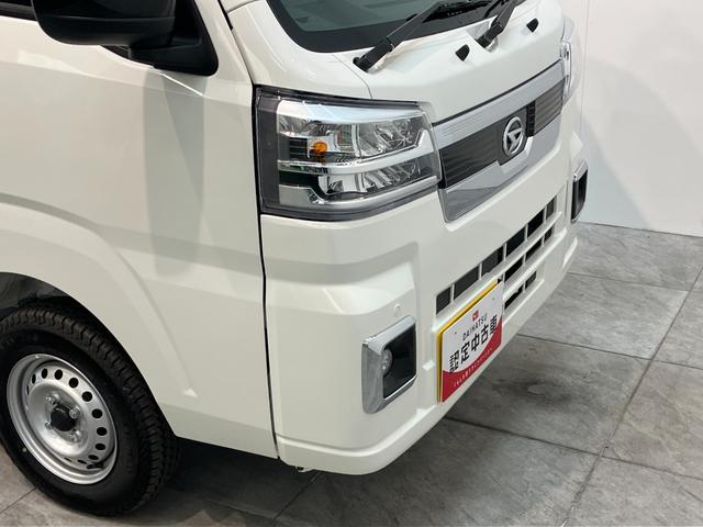 ハイゼットトラックジャンボエクストラ　４ＷＤ　ＣＶＴ　届出済未使用車衝突被害軽減ブレーキ　スマアシ　コーナーセンサー　ＬＥＤヘッドライト　オートライト　スマートキー　パワーウインドウ　電動格納式ミラー　４ＷＤ　デフロック　荷台作業灯　届出済未使用車（滋賀県）の中古車