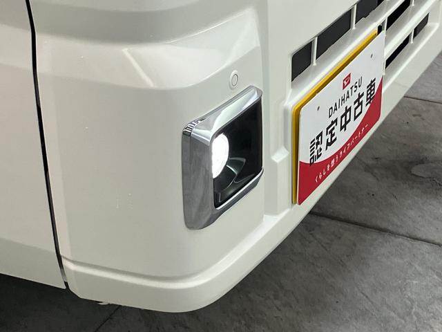 ハイゼットトラックジャンボエクストラ　４ＷＤ　ＣＶＴ　届出済未使用車衝突被害軽減ブレーキ　スマアシ　コーナーセンサー　ＬＥＤヘッドライト　オートライト　スマートキー　パワーウインドウ　電動格納式ミラー　４ＷＤ　デフロック　荷台作業灯　届出済未使用車（滋賀県）の中古車