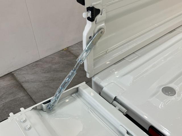 ハイゼットトラックジャンボエクストラ　４ＷＤ　ＣＶＴ　届出済未使用車衝突被害軽減ブレーキ　スマアシ　コーナーセンサー　ＬＥＤヘッドライト　オートライト　スマートキー　パワーウインドウ　電動格納式ミラー　４ＷＤ　デフロック　荷台作業灯　届出済未使用車（滋賀県）の中古車