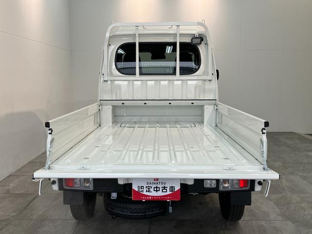 ハイゼットトラックジャンボエクストラ　４ＷＤ　ＣＶＴ　届出済未使用車衝突被害軽減ブレーキ　スマアシ　コーナーセンサー　ＬＥＤヘッドライト　オートライト　スマートキー　パワーウインドウ　電動格納式ミラー　４ＷＤ　デフロック　荷台作業灯　届出済未使用車（滋賀県）の中古車