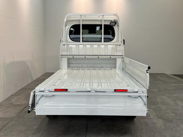 ハイゼットトラックジャンボエクストラ　４ＷＤ　ＣＶＴ　届出済未使用車衝突被害軽減ブレーキ　スマアシ　コーナーセンサー　ＬＥＤヘッドライト　オートライト　スマートキー　パワーウインドウ　電動格納式ミラー　４ＷＤ　デフロック　荷台作業灯　届出済未使用車（滋賀県）の中古車