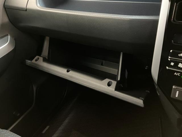 トールカスタムＧ　９型ディスプレイオーディオ　Ｂカメラ　クルコン衝突被害軽減ブレーキ　コーナーセンサー　９型ディスプレイオーディオ　フルセグ　Ｂｌｕｅｔｏｏｔｈ　ＵＳＢ　バックカメラ　両側電動スライドドア　ＬＥＤ　レーダークルーズコントロール　スマートキー（滋賀県）の中古車