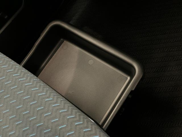 トールカスタムＧ　９型ディスプレイオーディオ　Ｂカメラ　クルコン衝突被害軽減ブレーキ　コーナーセンサー　９型ディスプレイオーディオ　フルセグ　Ｂｌｕｅｔｏｏｔｈ　ＵＳＢ　バックカメラ　両側電動スライドドア　ＬＥＤ　レーダークルーズコントロール　スマートキー（滋賀県）の中古車