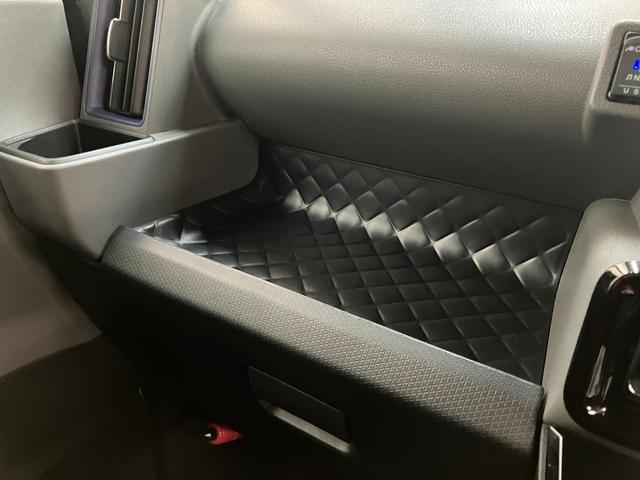 タントカスタムＸ　４ＷＤ　フルセグナビ　バックカメラ　前後ドラレコ衝突被害軽減ブレーキ　コーナーセンサー　フルセグナビ　Ｂｌｕｅｔｏｏｔｈ　ＤＶＤ再生　ＵＳＢ　バックカメラ　前後ドラレコ　両側電動スライドドア　前席シートヒーター　オートエアコン　フルタイム４ＷＤ（滋賀県）の中古車