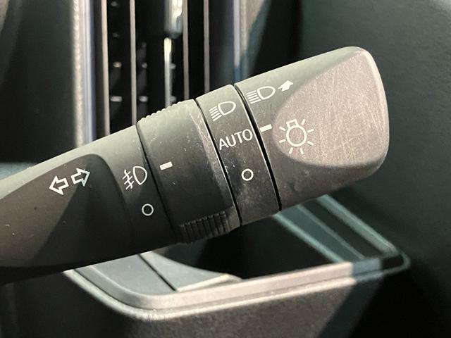 タントカスタムＸ　９型ディスプレイオーディオ　Ｂカメラ　ドラレコ衝突被害軽減ブレーキ　コーナーセンサー　９型ディスプレイオーディオ　フルセグ　Ｂｌｕｅｔｏｏｔｈ　ＵＳＢ　バックカメラ　前後ドラレコ　両側電動スライドドア　前席シートヒーター　ＬＥＤ　スマートキー（滋賀県）の中古車