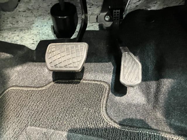 タントＸ　９型ディスプレイオーディオ　駐車支援機能　両側パワスラ衝突被害軽減ブレーキ　コーナーセンサー　９型ディスプレイオーディオ　フルセグ　Ｂｌｕｅｔｏｏｔｈ　ＵＳＢ　パノラマカメラ　前後ドラレコ　両側パワスラ　シートヒーター　スマートキー　駐車支援システム（滋賀県）の中古車