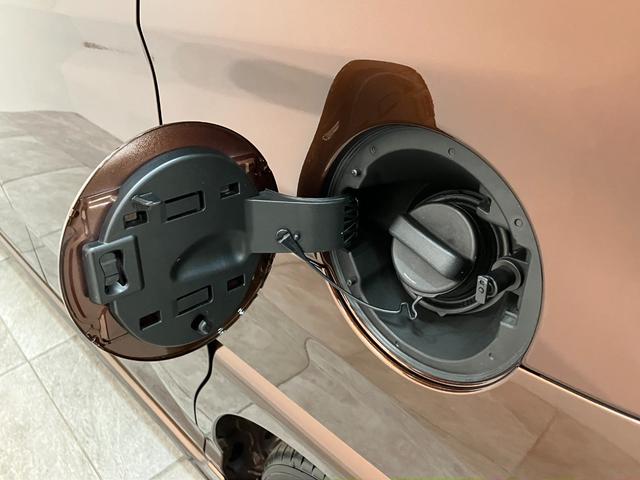 ムーヴＧ　左側電動スライドドア　コーナーセンサー　届出済未使用車衝突被害軽減ブレーキ　コーナーセンサー　バックカメラ（ナビ装着時用）　左側電動スライドドア　ＬＥＤヘッドライト　オートライト　オートエアコン　電動パーキングブレーキ　スマートキー　エコアイドル（滋賀県）の中古車