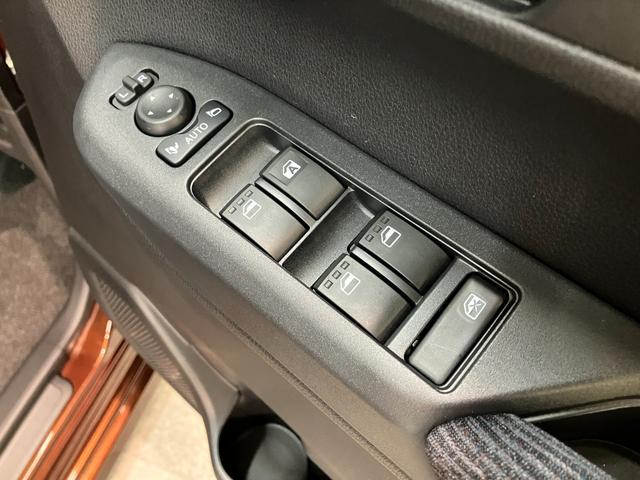 ムーヴＧ　左側電動スライドドア　コーナーセンサー　届出済未使用車衝突被害軽減ブレーキ　コーナーセンサー　バックカメラ（ナビ装着時用）　左側電動スライドドア　ＬＥＤヘッドライト　オートライト　オートエアコン　電動パーキングブレーキ　スマートキー　エコアイドル（滋賀県）の中古車