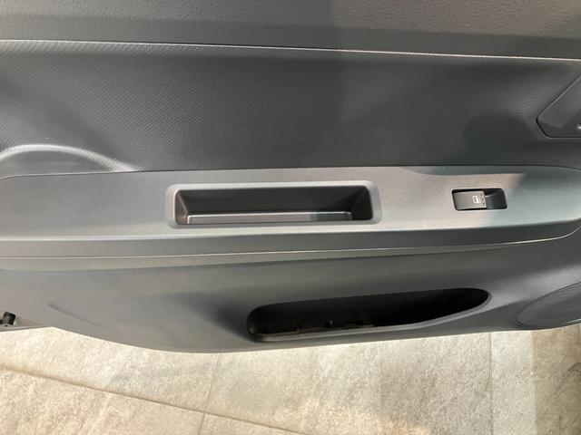 ミライースX SA3 LEDヘッドライト キーレス 届出済未使用車衝突被害軽減ブレーキ スマアシ3 コーナーセンサー バックカメラ(ナビ装着時用) LEDヘッドライト 電動格納式ミラー マニュアルレベリング キーレスエントリー オートライト エコアイドル(滋賀県)の中古車