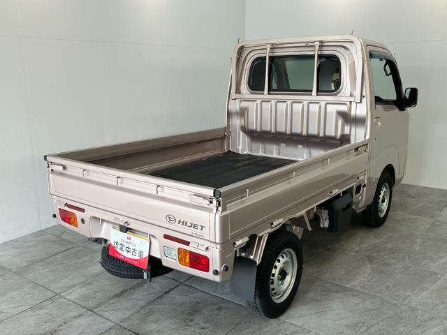 ハイゼットトラックスタンダード　２ＷＤ　ＡＴ車　キーレス　パワーウインドウ４ＡＴ　ＡＭ／ＦＭラジオ　マニュアルエアコン　マニュアルレベリング　キーレスエントリー　パワーウインドウ（滋賀県）の中古車
