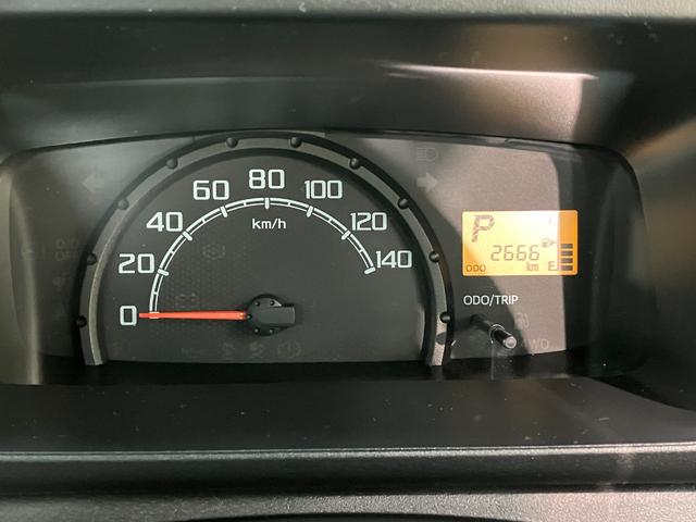 ハイゼットトラックスタンダード　２ＷＤ　ＡＴ車　キーレス　パワーウインドウ４ＡＴ　ＡＭ／ＦＭラジオ　マニュアルエアコン　マニュアルレベリング　キーレスエントリー　パワーウインドウ（滋賀県）の中古車