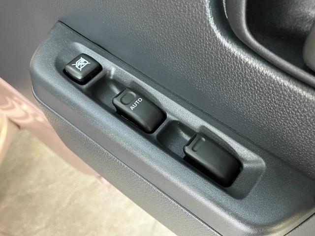 ハイゼットトラックスタンダード　２ＷＤ　ＡＴ車　キーレス　パワーウインドウ４ＡＴ　ＡＭ／ＦＭラジオ　マニュアルエアコン　マニュアルレベリング　キーレスエントリー　パワーウインドウ（滋賀県）の中古車