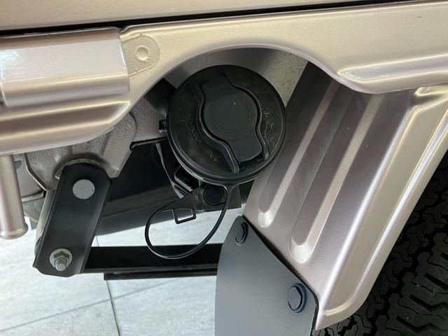 ハイゼットトラックスタンダード　２ＷＤ　ＡＴ車　キーレス　パワーウインドウ４ＡＴ　ＡＭ／ＦＭラジオ　マニュアルエアコン　マニュアルレベリング　キーレスエントリー　パワーウインドウ（滋賀県）の中古車