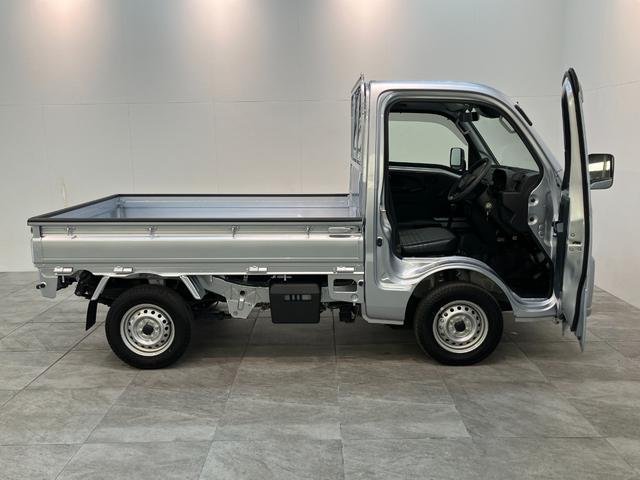 ハイゼットトラックスタンダード　農用スペシャル　４ＷＤ　デフロック　ＣＶＴ車衝突被害軽減ブレーキ　パートタイム４ＷＤ　デフロック　ＡＭ／ＦＭラジオ　マニュアルエアコン　マニュアルレベリング　オートライト　荷台作業灯　リヤ４枚リーフスプリング（滋賀県）の中古車