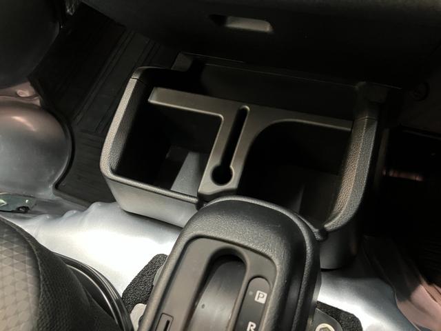 ハイゼットトラックスタンダード　農用スペシャル　４ＷＤ　デフロック　ＣＶＴ車衝突被害軽減ブレーキ　パートタイム４ＷＤ　デフロック　ＡＭ／ＦＭラジオ　マニュアルエアコン　マニュアルレベリング　オートライト　荷台作業灯　リヤ４枚リーフスプリング（滋賀県）の中古車