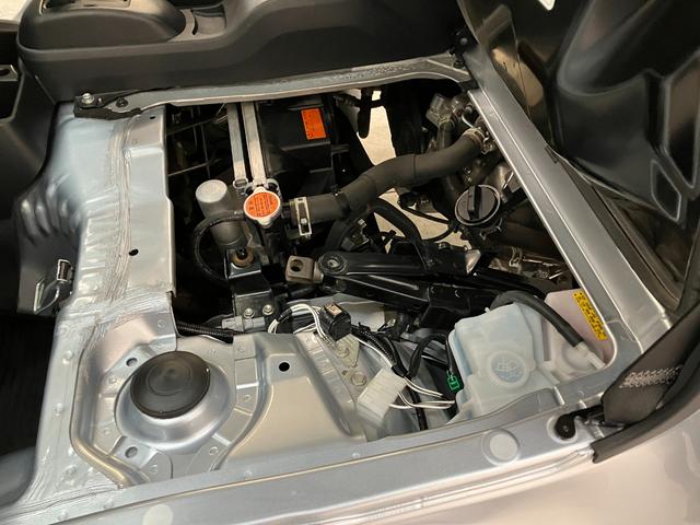 ハイゼットトラックスタンダード　農用スペシャル　４ＷＤ　デフロック　ＣＶＴ車衝突被害軽減ブレーキ　パートタイム４ＷＤ　デフロック　ＡＭ／ＦＭラジオ　マニュアルエアコン　マニュアルレベリング　オートライト　荷台作業灯　リヤ４枚リーフスプリング（滋賀県）の中古車