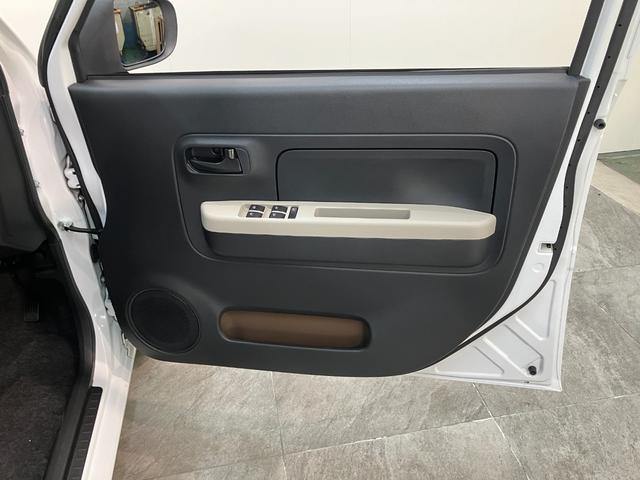 ミラトコットＬ　ＳＡ３　フルセグナビ　コーナーセンサー　車検整備付衝突被害軽減ブレーキ　コーナーセンサー　フルセグナビ　ＤＶＤ再生　Ｂｌｕｅｔｏｏｔｈ　ＵＳＢ　ＬＥＤヘッドライト　オートライト　マニュアルエアコン　マニュアルレベリング　キーレス（滋賀県）の中古車