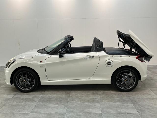 コペンＧＲスポーツ　５ＭＴ　ディスプレイオーディオ　ＢカメラＧＲ専用サスペンション　ディスプレイオーディオ　バックカメラ　Ｂｌｕｅｔｏｏｔｈ　ＵＳＢ　ＥＴＣ２．０　ＭＯＭＯ製ハンドル　レカロシート　ＢＢＳ製アルミホイール　シートヒーター　ＬＥＤ　オートライト（滋賀県）の中古車