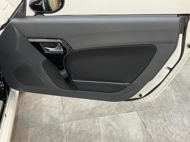 コペンＧＲスポーツ　５ＭＴ　ディスプレイオーディオ　ＢカメラＧＲ専用サスペンション　ディスプレイオーディオ　バックカメラ　Ｂｌｕｅｔｏｏｔｈ　ＵＳＢ　ＥＴＣ２．０　ＭＯＭＯ製ハンドル　レカロシート　ＢＢＳ製アルミホイール　シートヒーター　ＬＥＤ　オートライト（滋賀県）の中古車