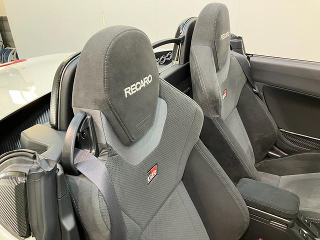 コペンＧＲスポーツ　５ＭＴ　ディスプレイオーディオ　ＢカメラＧＲ専用サスペンション　ディスプレイオーディオ　バックカメラ　Ｂｌｕｅｔｏｏｔｈ　ＵＳＢ　ＥＴＣ２．０　ＭＯＭＯ製ハンドル　レカロシート　ＢＢＳ製アルミホイール　シートヒーター　ＬＥＤ　オートライト（滋賀県）の中古車