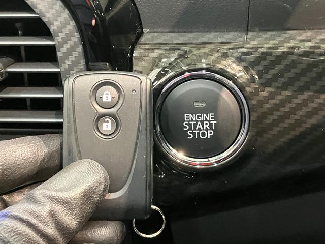 コペンＧＲスポーツ　５ＭＴ　ディスプレイオーディオ　ＢカメラＧＲ専用サスペンション　ディスプレイオーディオ　バックカメラ　Ｂｌｕｅｔｏｏｔｈ　ＵＳＢ　ＥＴＣ２．０　ＭＯＭＯ製ハンドル　レカロシート　ＢＢＳ製アルミホイール　シートヒーター　ＬＥＤ　オートライト（滋賀県）の中古車