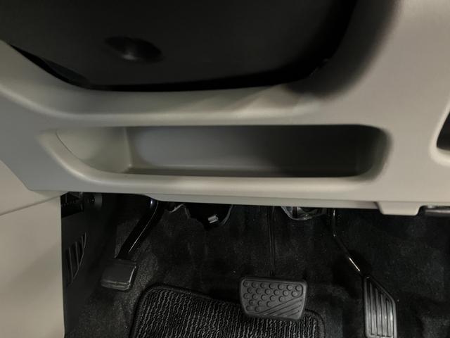 ムーヴＸリミテッド２ＳＡ３　ＣＤステレオ　シートヒーター衝突被害軽減ブレーキ　ＣＤステレオ　バックカメラ（ナビ装着時用）　シートヒーター　ＬＥＤヘッドライト　オートライト　オートエアコン　スマートキー　電動格納式ミラー　エコアイドル　タイヤ４本新品交換済み（滋賀県）の中古車