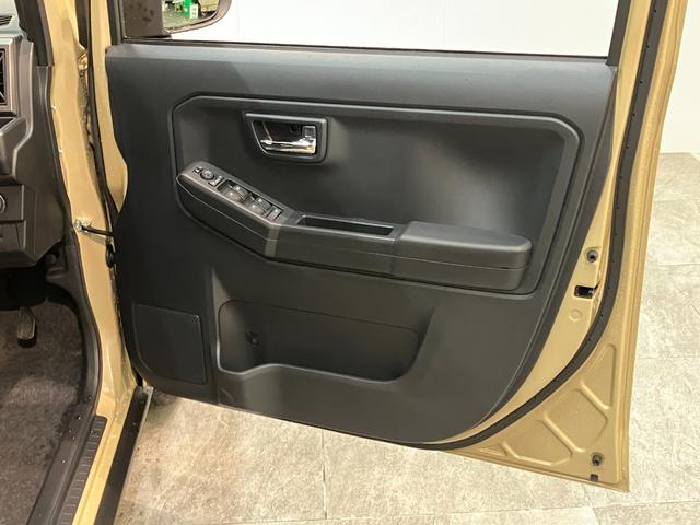 タフトＧダーククロムベンチャー　９インチＤ．Ａ　届出済未使用車衝突被害軽減ブレーキ　コーナーセンサー　９型ディスプレイオーディオ　フルセグ　バックカメラ　Ｂｌｕｅｔｏｏｔｈ　ＵＳＢ　前席シートヒーター　ＬＥＤ　オートライト　レーダークルーズコントロール（滋賀県）の中古車