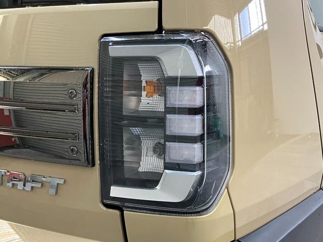 タフトＧダーククロムベンチャー　９インチＤ．Ａ　届出済未使用車衝突被害軽減ブレーキ　コーナーセンサー　９型ディスプレイオーディオ　フルセグ　バックカメラ　Ｂｌｕｅｔｏｏｔｈ　ＵＳＢ　前席シートヒーター　ＬＥＤ　オートライト　レーダークルーズコントロール（滋賀県）の中古車