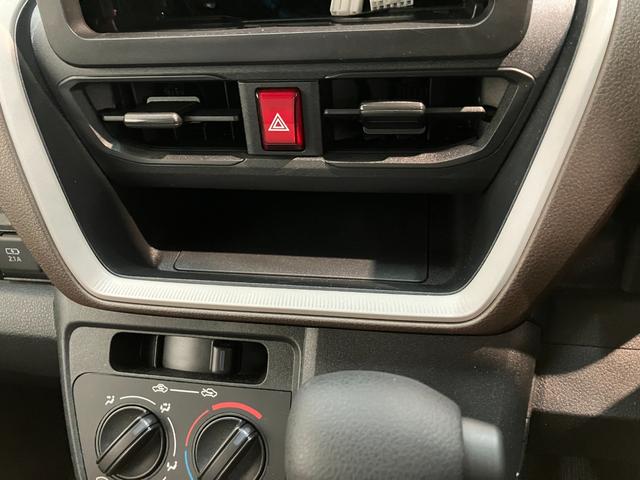 ムーヴＬ　両側スライドア　キーレス　コーナーセンサー　ＬＥＤ衝突被害軽減ブレーキ　コーナーセンサー　バックカメラ（ナビ装着時用）　両側スライドドア　ＬＥＤヘッドライト　オートライト　マニュアルエアコン　キーレスエントリー　電動格納式ミラー　エコアイドル（滋賀県）の中古車