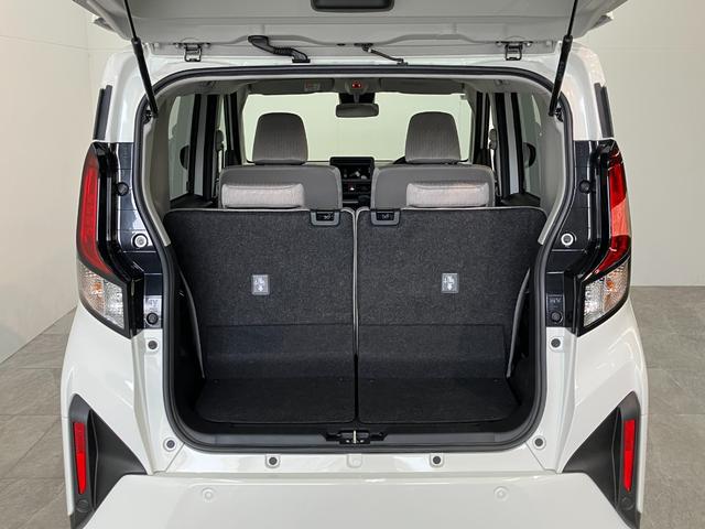 ムーヴＬ　両側スライドア　キーレス　ＬＥＤ　オートライト衝突被害軽減ブレーキ　コーナーセンサー　バックカメラ（ナビ装着時用）　両側スライドドア　ＬＥＤヘッドライト　オートライト　マニュアルエアコン　キーレスエントリー　電動格納式ミラー　エコアイドル（滋賀県）の中古車