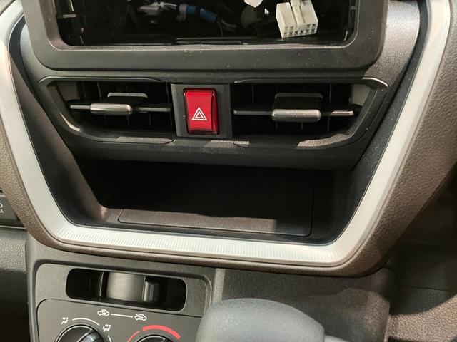 ムーヴＬ　両側スライドア　キーレス　ＬＥＤ　オートライト衝突被害軽減ブレーキ　コーナーセンサー　バックカメラ（ナビ装着時用）　両側スライドドア　ＬＥＤヘッドライト　オートライト　マニュアルエアコン　キーレスエントリー　電動格納式ミラー　エコアイドル（滋賀県）の中古車