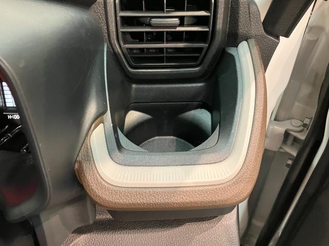 ムーヴＬ　両側スライドア　キーレス　ＬＥＤ　オートライト衝突被害軽減ブレーキ　コーナーセンサー　バックカメラ（ナビ装着時用）　両側スライドドア　ＬＥＤヘッドライト　オートライト　マニュアルエアコン　キーレスエントリー　電動格納式ミラー　エコアイドル（滋賀県）の中古車