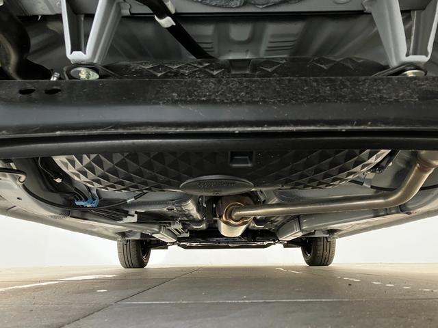 ムーヴＬ　両側スライドア　キーレス　ＬＥＤ　オートライト衝突被害軽減ブレーキ　コーナーセンサー　バックカメラ（ナビ装着時用）　両側スライドドア　ＬＥＤヘッドライト　オートライト　マニュアルエアコン　キーレスエントリー　電動格納式ミラー　エコアイドル（滋賀県）の中古車