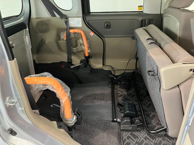 タントスローパー　リヤシート付仕様　走行３万２千キロ台福祉車両　車いす乗降車　電動ウインチ　リヤシート付　ＣＤステレオ　キーレスエントリー　電動格納式ミラー　マニュアルレベリング　マニュアルエアコン　左側スライドドア（滋賀県）の中古車