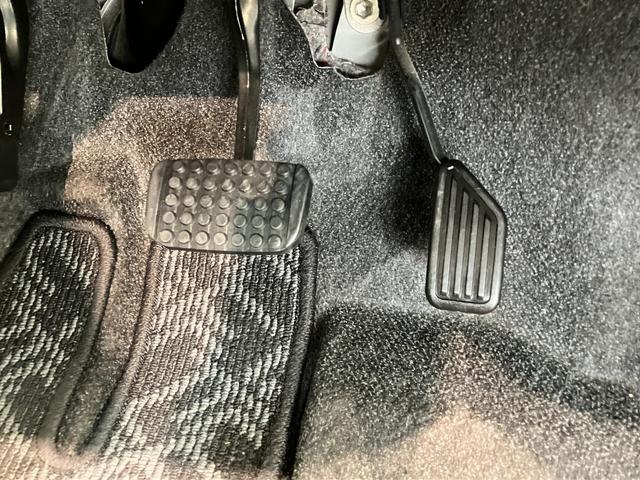 タントスローパー　リヤシート付仕様　走行３万２千キロ台福祉車両　車いす乗降車　電動ウインチ　リヤシート付　ＣＤステレオ　キーレスエントリー　電動格納式ミラー　マニュアルレベリング　マニュアルエアコン　左側スライドドア（滋賀県）の中古車