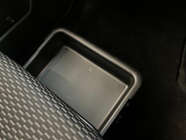 トールカスタムＧターボ　９型ナビ　パノラマカメラ　車検整備付衝突被害軽減ブレーキ　コーナーセンサー　９型フルセグナビ　Ｂｌｕｅｔｏｏｔｈ　ＵＳＢ　ＤＶＤ　パノラマカメラ　前後ドラレコ　両側電動スライド　ＬＥＤ　レーダークルーズコントロール　タイヤ４本新品交換済（滋賀県）の中古車