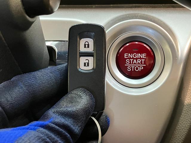 Ｎ−ＷＧＮＧ・Ａパッケージ　ワンセグナビ　バックカメラ　車検整備付衝突被害軽減ブレーキ　ワンセグナビ　バックカメラ　ＤＶＤ再生　Ｂｌｕｅｔｏｏｔｈ　ＨＩＤヘッドライト　オートライト　オートエアコン　電動格納式ミラー　スマートキー　エコアイドル（滋賀県）の中古車