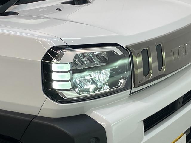 タフトＧダーククロムベンチャー　９型Ｄ．Ａ　届出済未使用車衝突被害軽減ブレーキ　コーナーセンサー　９型ディスプレイオーディオ　フルセグ　バックカメラ　Ｂｌｕｅｔｏｏｔｈ　ＵＳＢ　前席シートヒーター　ＬＥＤ　オートライト　クルーズコントロール　オートエアコン（滋賀県）の中古車