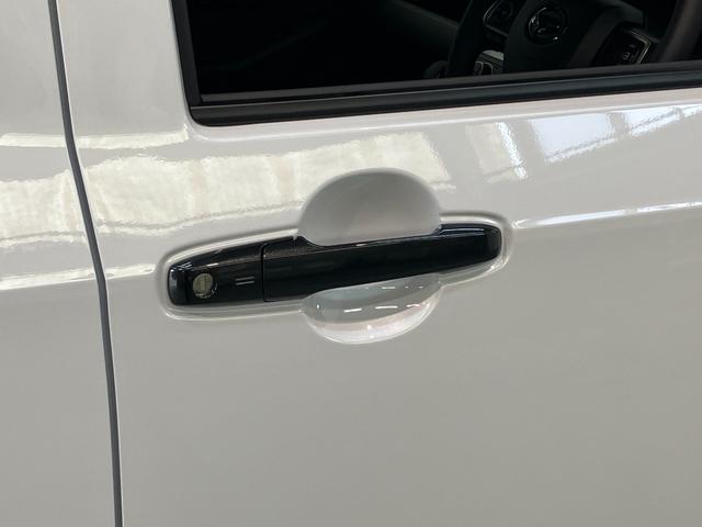 タフトＧダーククロムベンチャー　９型Ｄ．Ａ　届出済未使用車衝突被害軽減ブレーキ　コーナーセンサー　９型ディスプレイオーディオ　フルセグ　バックカメラ　Ｂｌｕｅｔｏｏｔｈ　ＵＳＢ　前席シートヒーター　ＬＥＤ　オートライト　クルーズコントロール　オートエアコン（滋賀県）の中古車