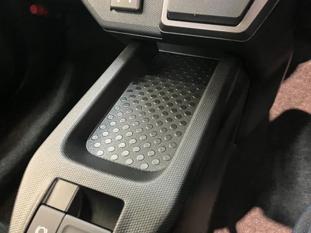 タフトＧダーククロムベンチャー　９型Ｄ．Ａ　届出済未使用車衝突被害軽減ブレーキ　コーナーセンサー　９型ディスプレイオーディオ　フルセグ　バックカメラ　Ｂｌｕｅｔｏｏｔｈ　ＵＳＢ　前席シートヒーター　ＬＥＤ　オートライト　クルーズコントロール　オートエアコン（滋賀県）の中古車