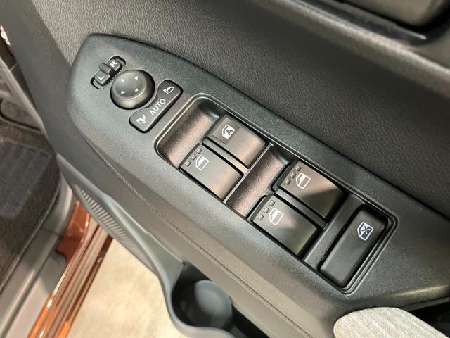 ムーヴＸ　左側電動スライドドア　スマートキー　届出済未使用車衝突被害軽減ブレーキ　コーナーセンサー　バックカメラ（ナビ装着時用）　左側電動スライドドア　ＬＥＤヘッドライト　オートライト　オートエアコン　電動格納式ミラー　スマートキー　エコアイドル（滋賀県）の中古車