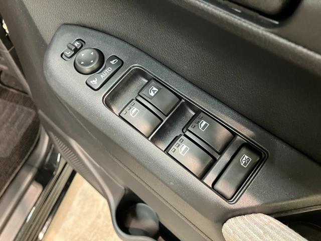 ムーヴＸ　左側電動スライドドア　スマートキー　ＬＥＤ衝突被害軽減ブレーキ　コーナーセンサー　バックカメラ（ナビ装着時用）　左側電動スライドドア　ＬＥＤヘッドライト　オートライト　オートエアコン　電動格納式ミラー　スマートキー　エコアイドル（滋賀県）の中古車