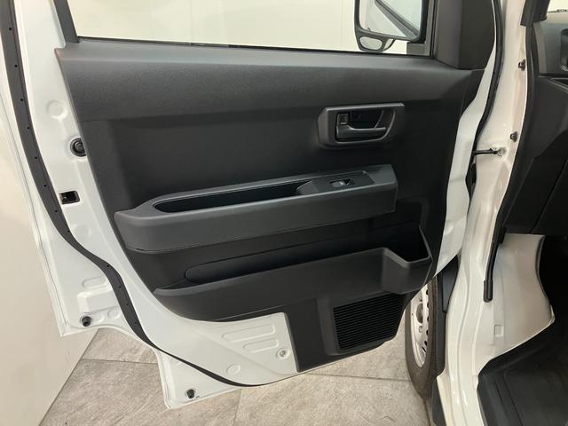 ハイゼットカーゴDX 4WD コーナーセンサー AM/FMラジオ キーレス衝突被害軽減ブレーキ スマアシ コーナーセンサー 前席パワーウインドウ AM/FMステレオ 両側スライドドア パートタイム4WD オートライト マニュアルレベリング マニュアルエアコン(滋賀県)の中古車