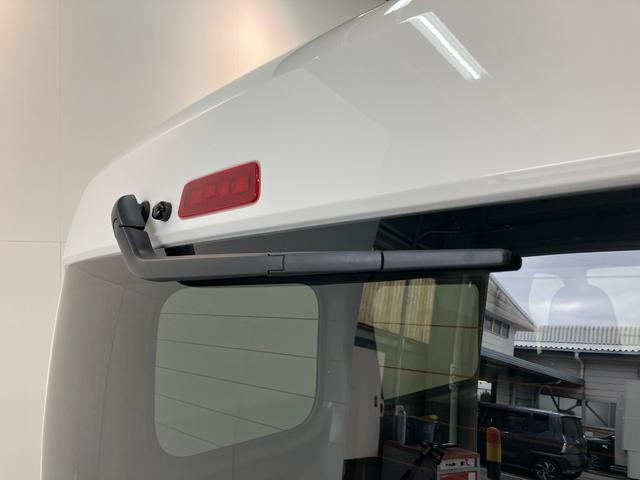 ハイゼットカーゴDX 4WD コーナーセンサー AM/FMラジオ キーレス衝突被害軽減ブレーキ スマアシ コーナーセンサー 前席パワーウインドウ AM/FMステレオ 両側スライドドア パートタイム4WD オートライト マニュアルレベリング マニュアルエアコン(滋賀県)の中古車